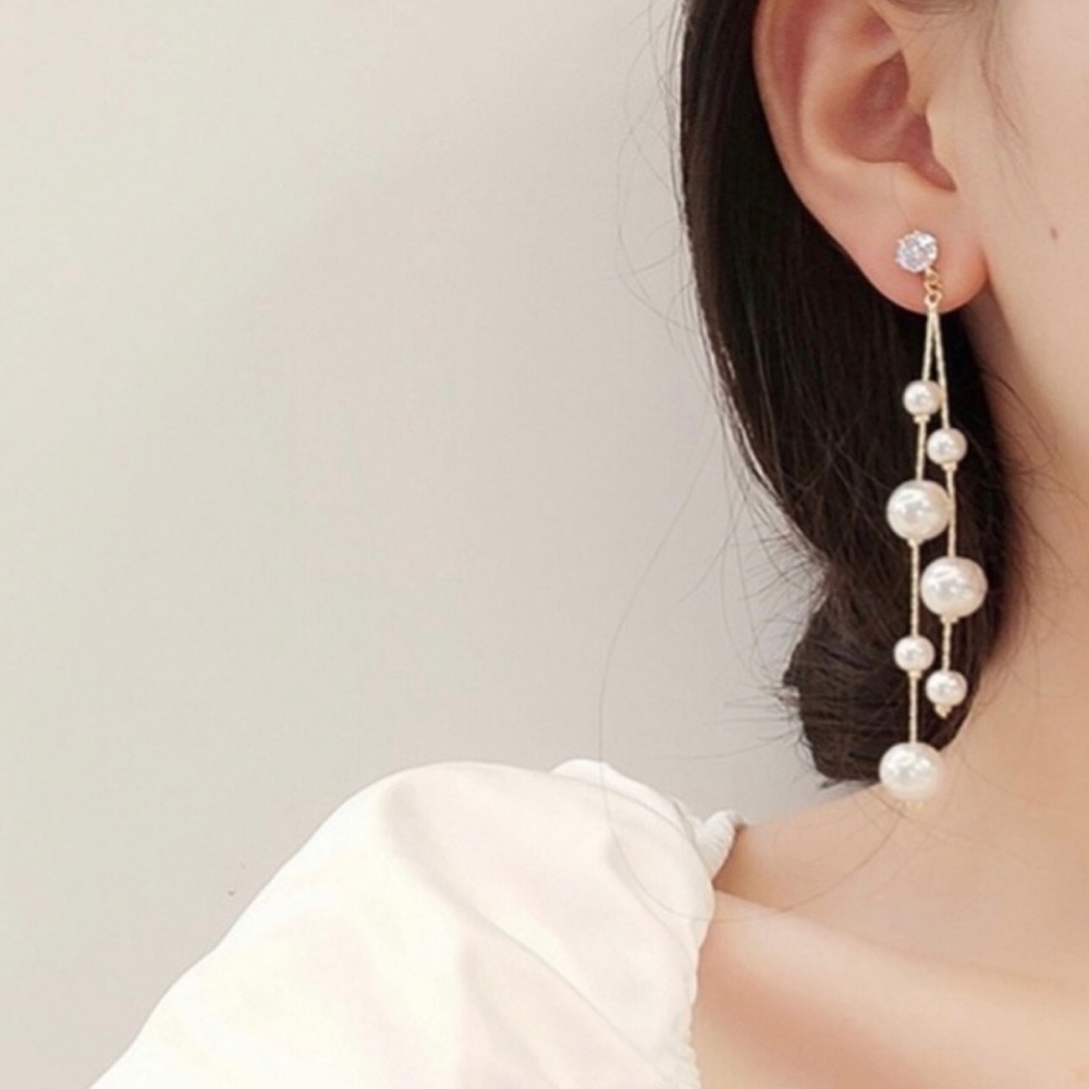 Dainty ~ Pearl Earrings